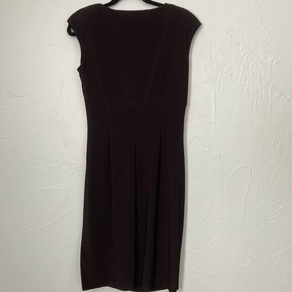 Lauren Ralph Lauren
Size 8 LBD Sleeveless - Picture 5 of 7